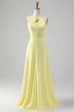Amarelo Uma linha Halter cortado longo vestido de dama de honra com flor