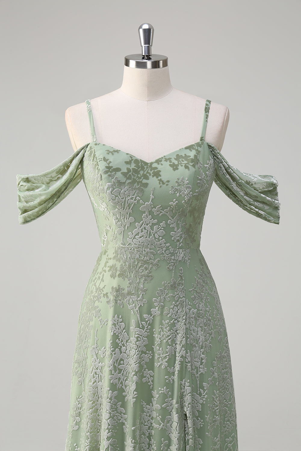 Dusty Sage A-Line Ombro frio Jacquard vestido longo dama de honra com fenda