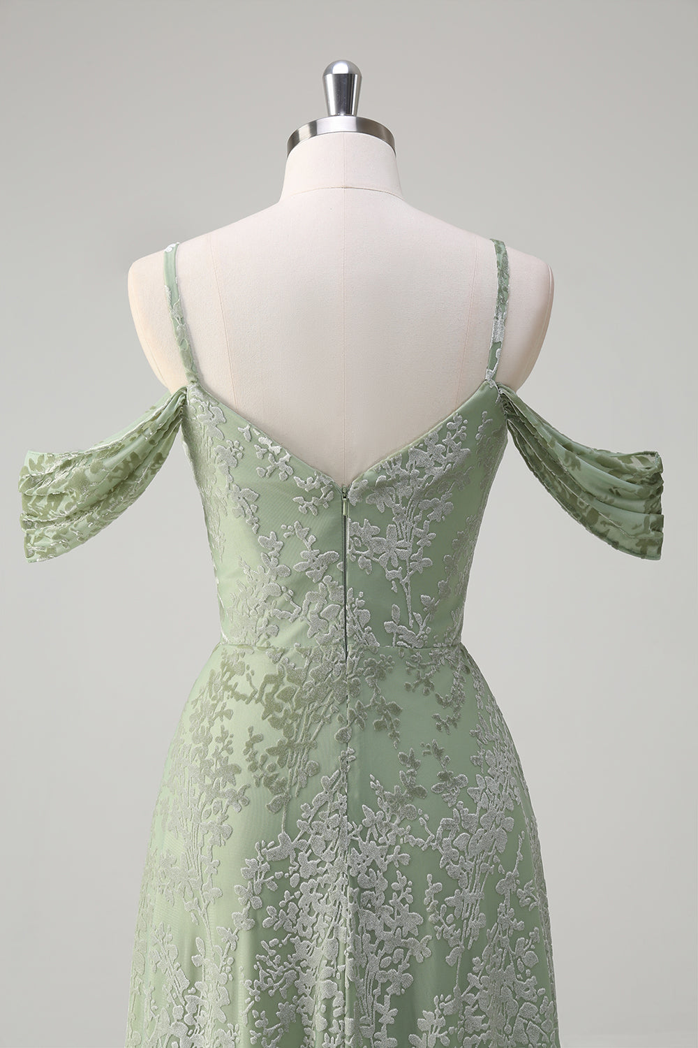 Dusty Sage A-Line Ombro frio Jacquard vestido longo dama de honra com fenda