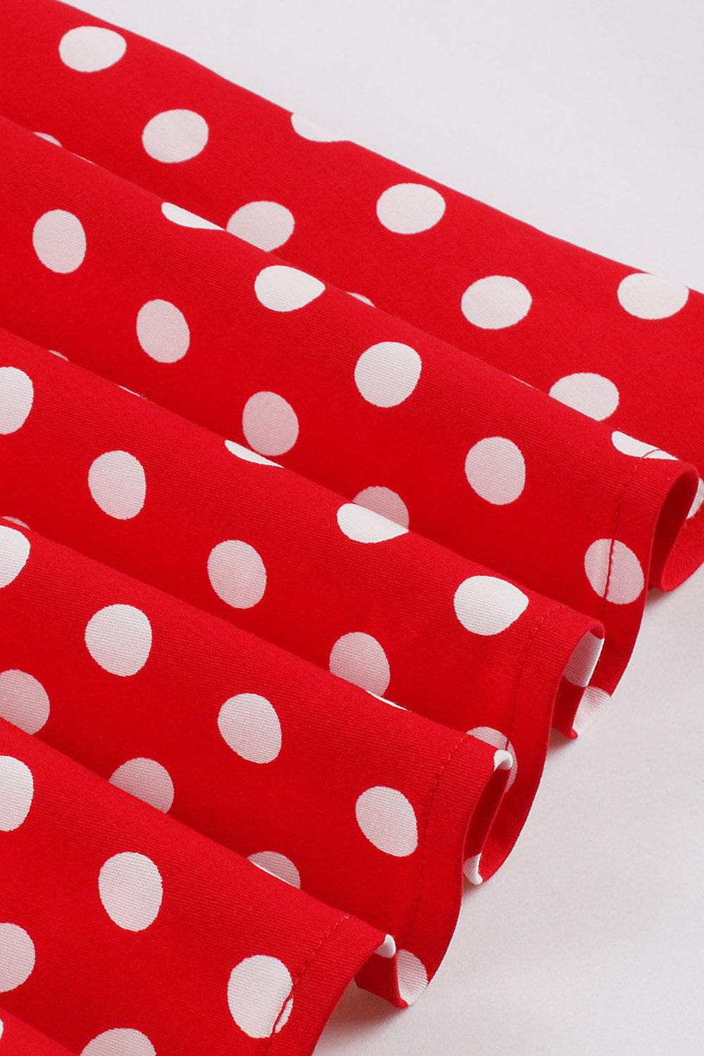 A Line Black Polka Dots mangas curtas vestido dos anos 1950 com cinto