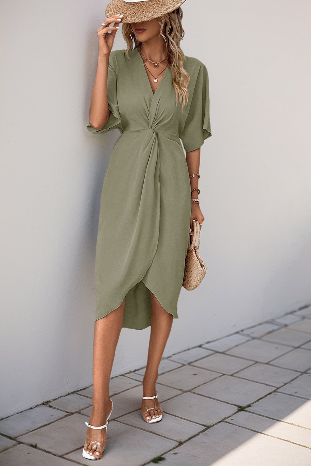 Vestido de Verão com Meias Mangas Preto Decote em V Bainha