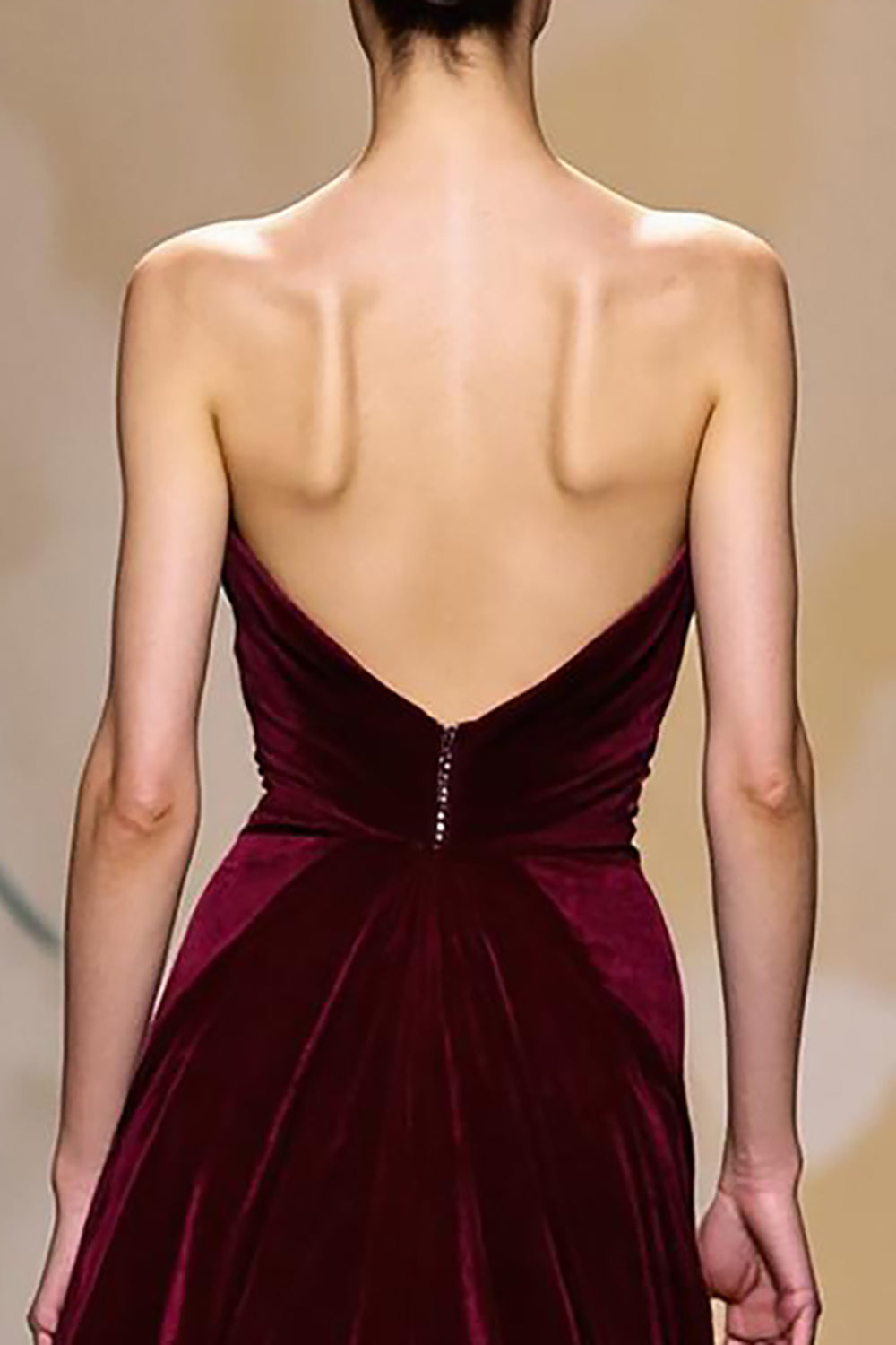 Veludo Vermelho Escuro Uma Linha Strapless Long Holiday Vestido de Festa