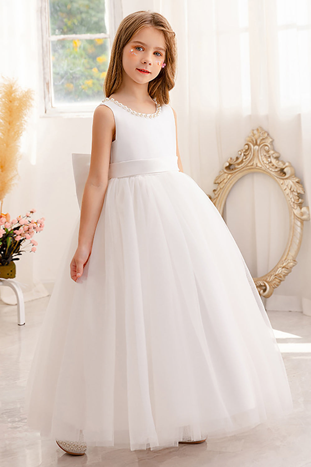 Branco A Line Sleeveless Bowknot Flor Menina Vestido Com Pérolas