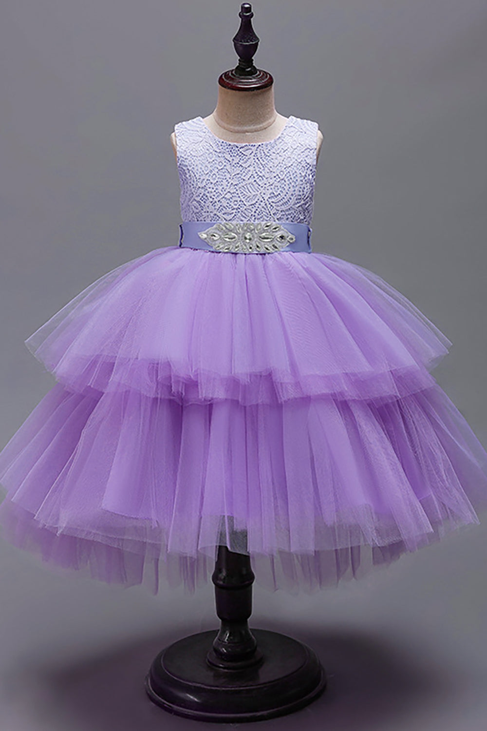 Vestido branco A-Line Tiered Flower Girl com renda