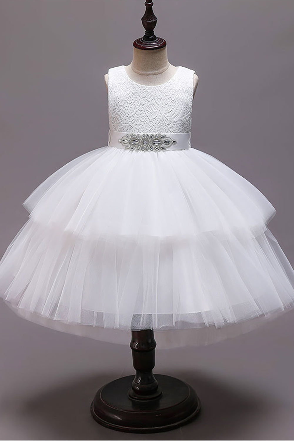 Vestido branco A-Line Tiered Flower Girl com renda