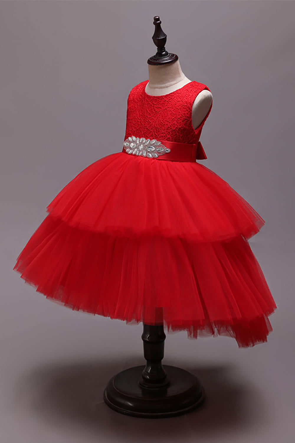 Vestido branco A-Line Tiered Flower Girl com renda
