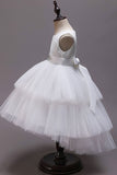 Vestido branco A-Line Tiered Flower Girl com renda