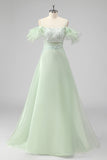Uma linha verde claro fora do ombro Sequins vestido de noiva convidado