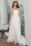 Vestido de festa de noivado plissado branco simples