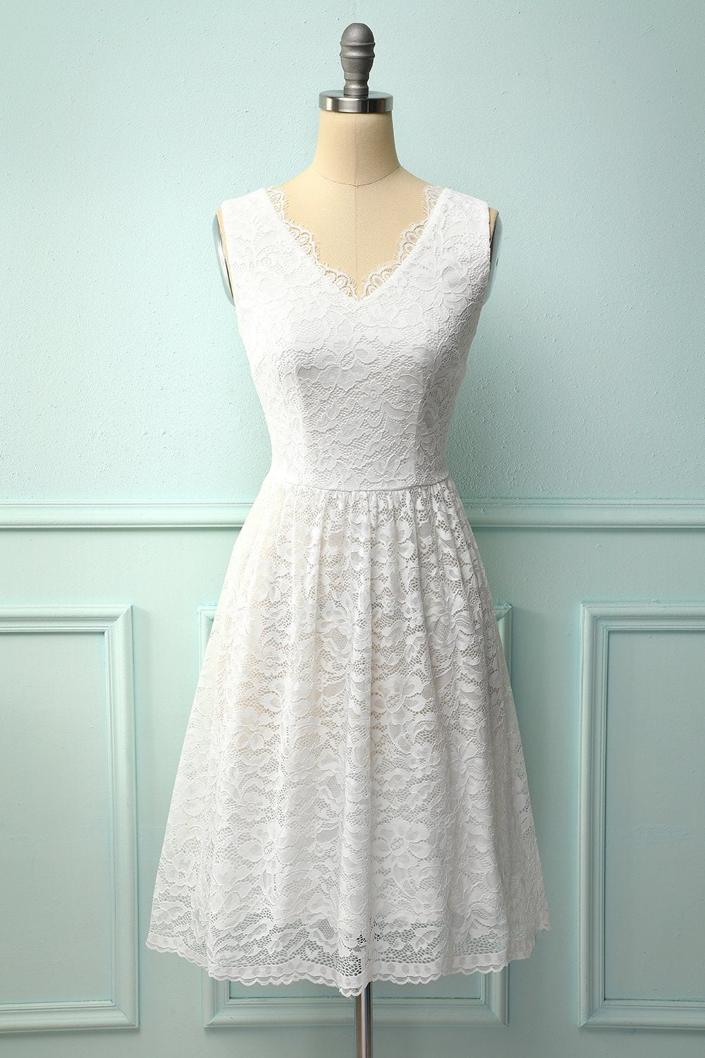 Vestido de renda formal com decote em v branco