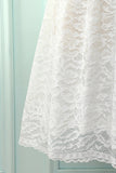 Vestido de renda formal com decote em v branco