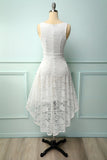 Vestido de renda branco e champanhe