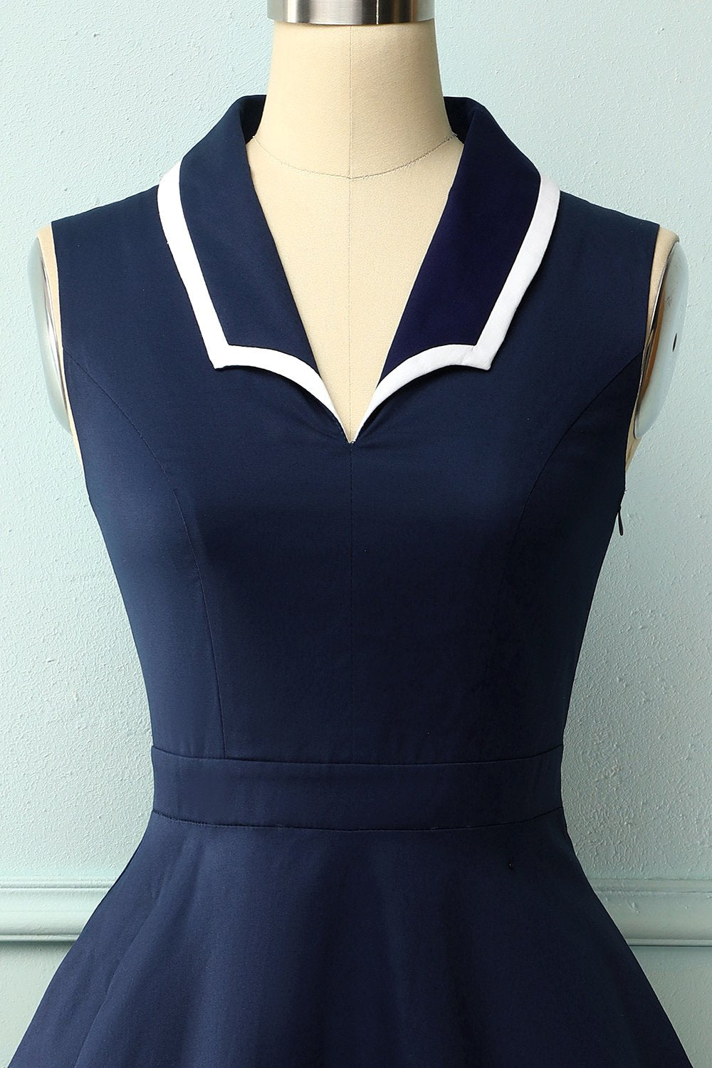 Vestido azul marinho dos anos 50