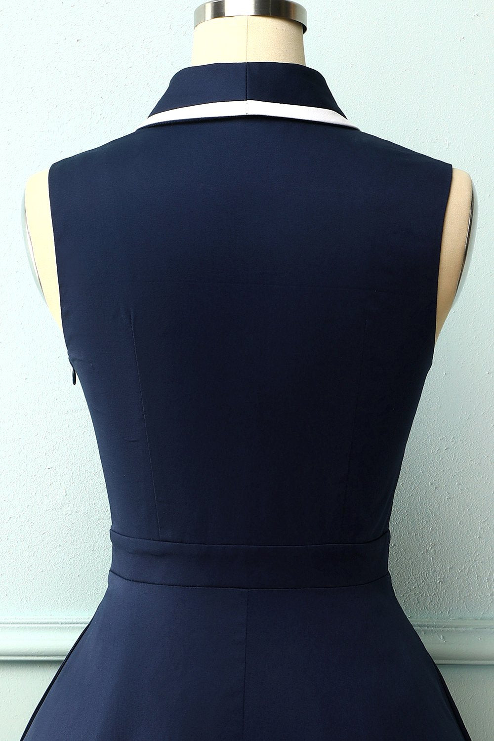 Vestido azul marinho dos anos 50