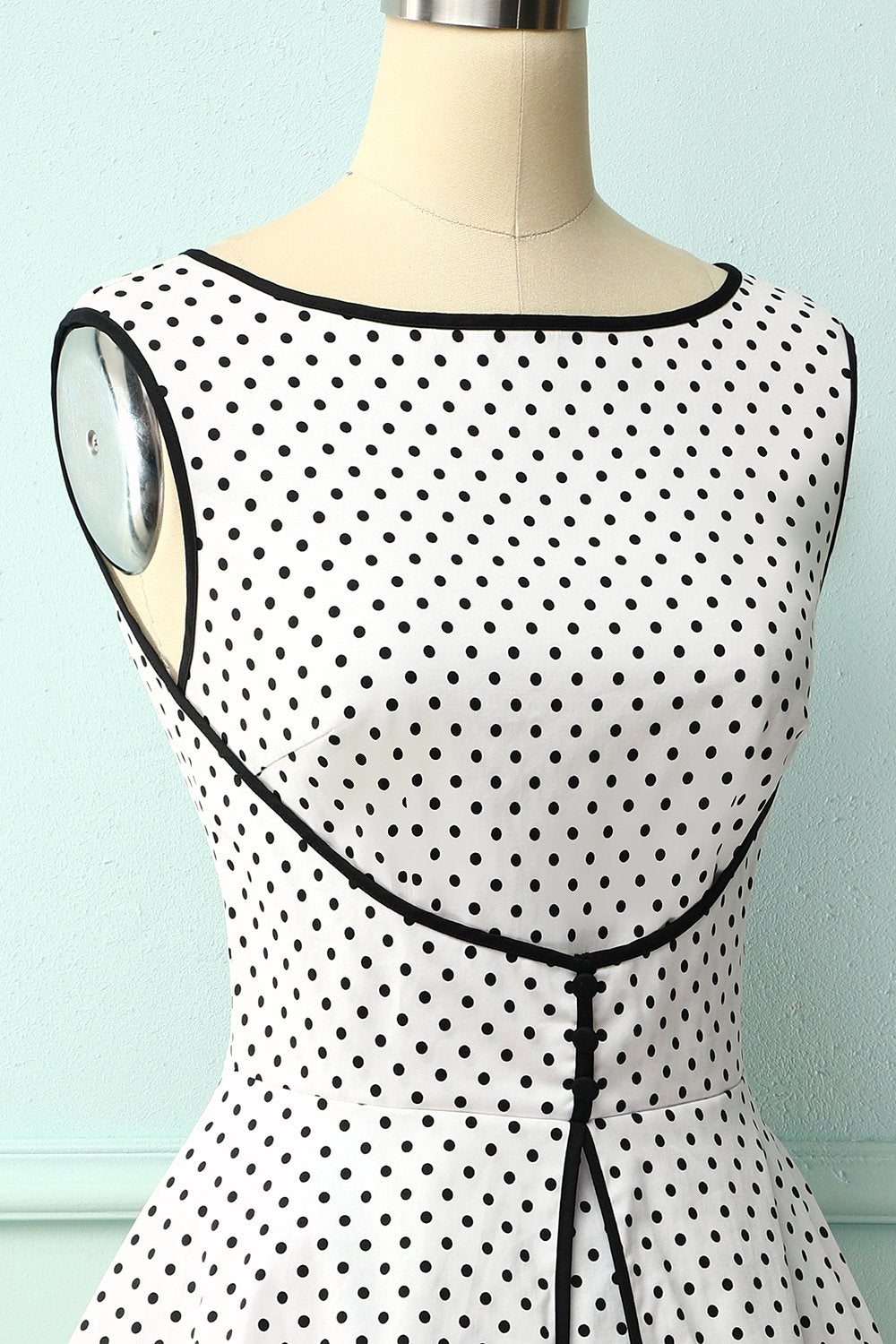 Vestido de duas peças falsificado