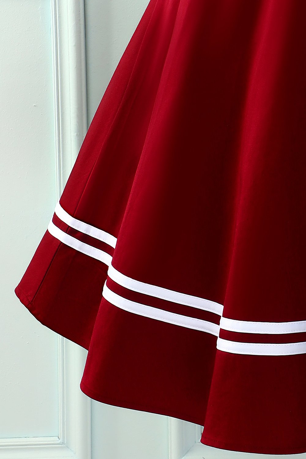 Vermelho escuro dos anos