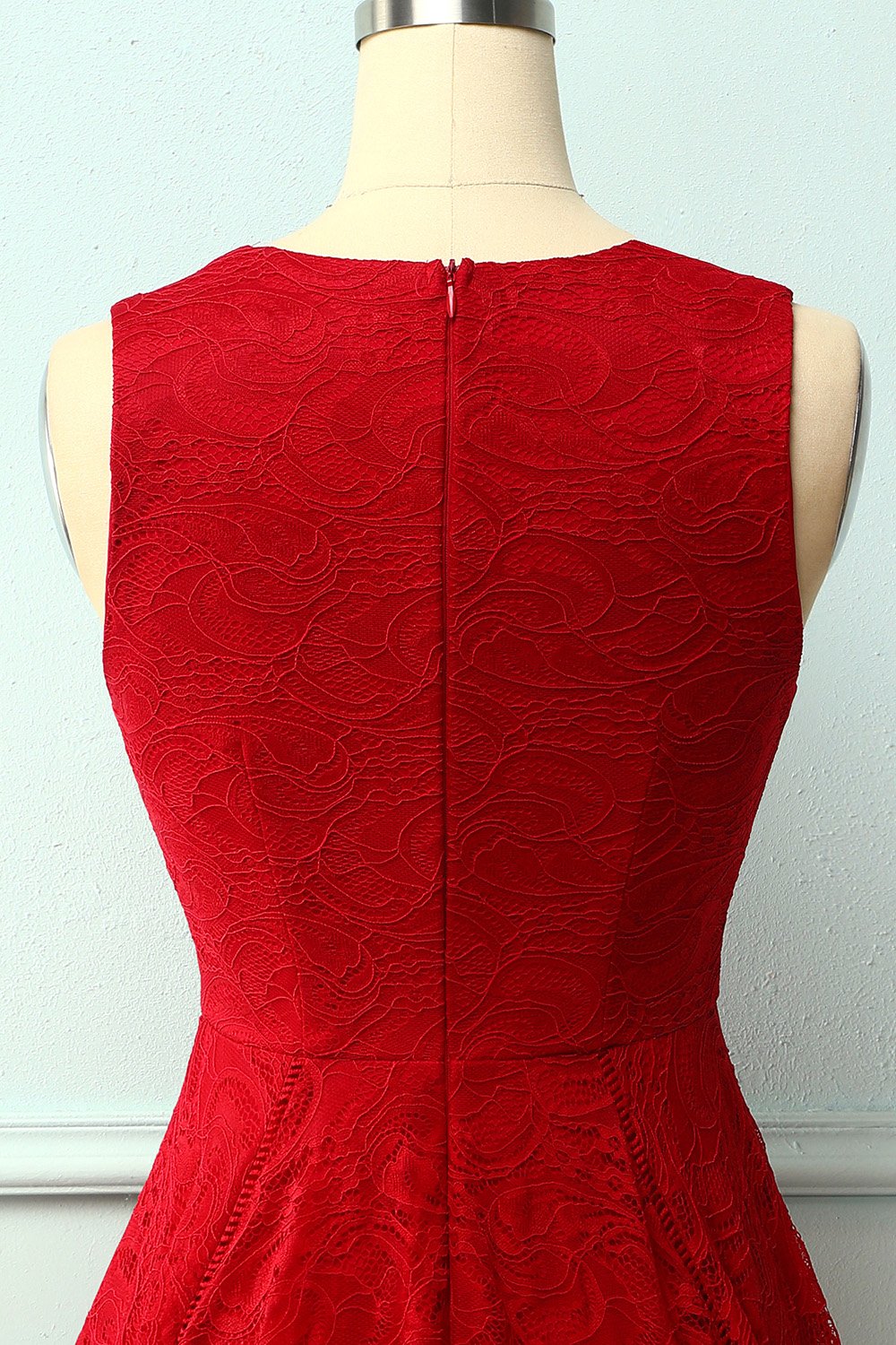 Vestido de renda assimétrico vermelho escuro