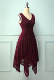 Vestido de Renda Assimétrico Borgonha