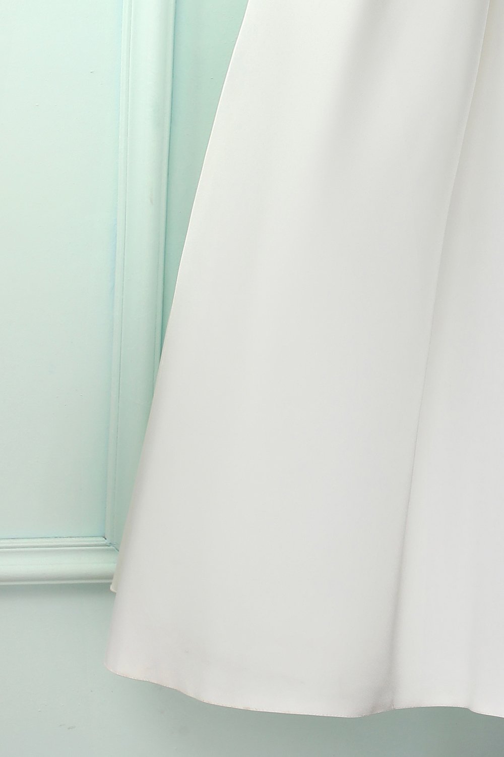 Vestido Midi com tiras de espaguete branco