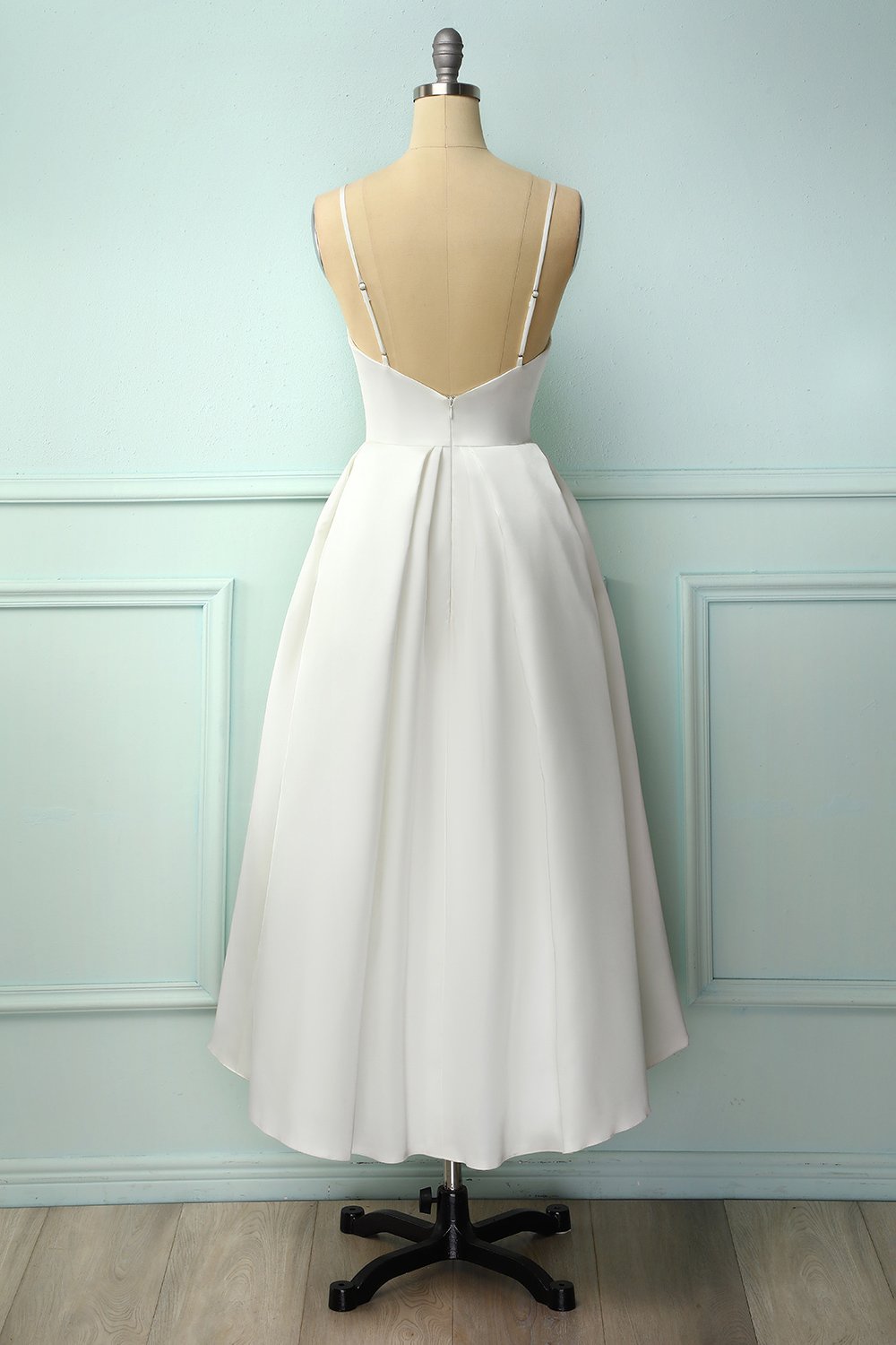 Vestido Midi com tiras de espaguete branco