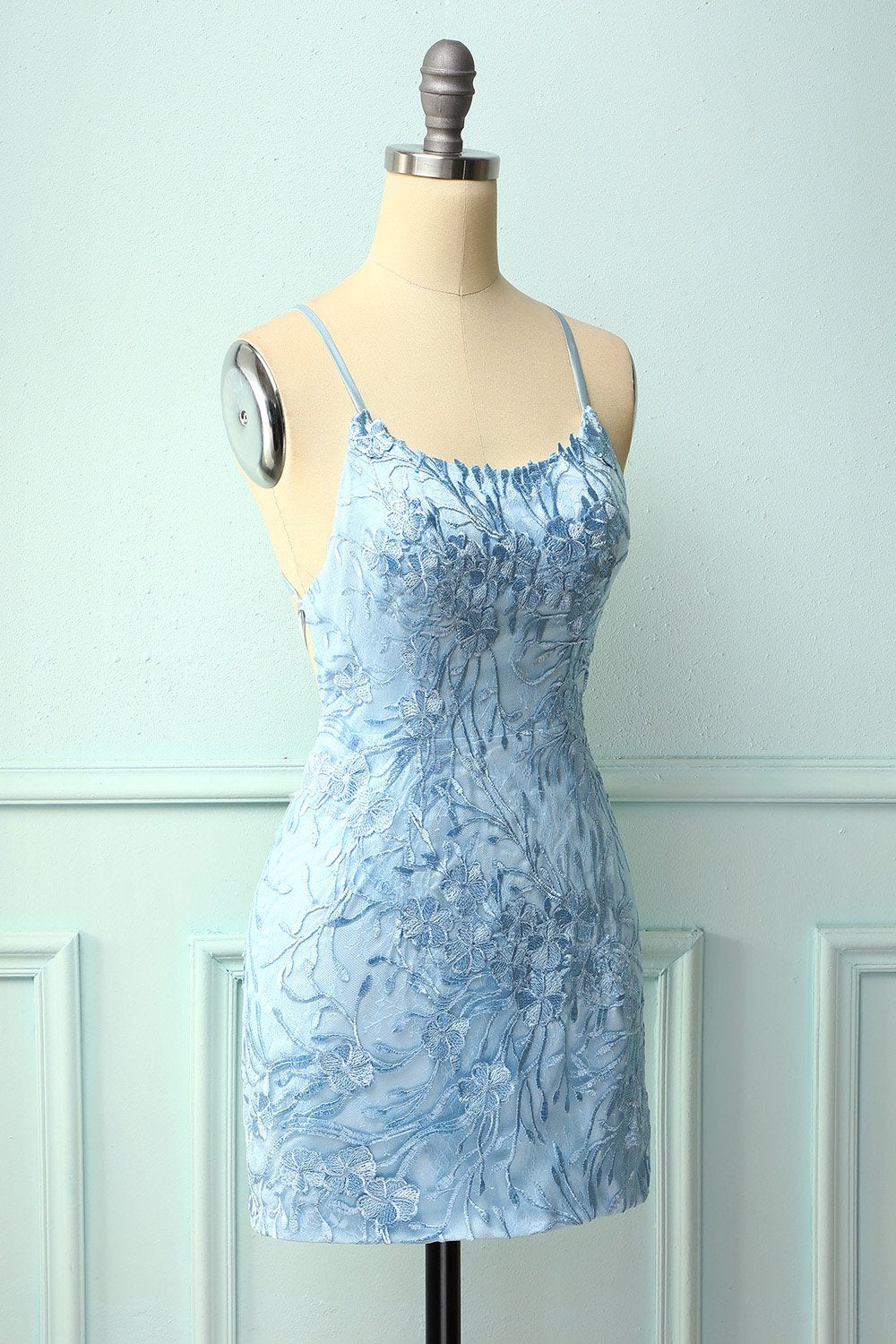 Cintas de espaguete azul céu vestido bodycon