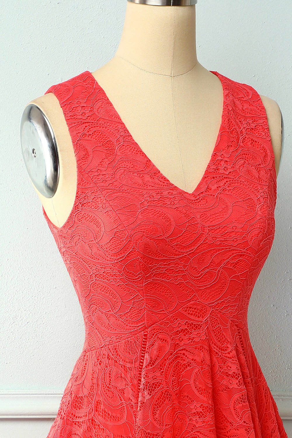 Vestido assimétrico de renda com decote em v vermelho