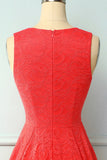 Vestido assimétrico de renda com decote em v vermelho