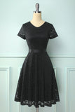 Vestido de renda preto de mangas curtas