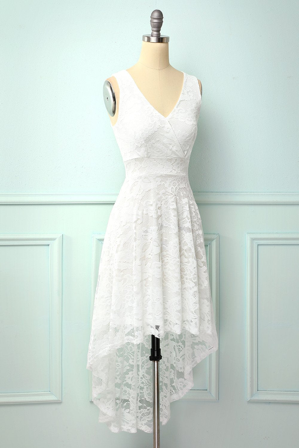 Vestido assimétrico de champanhe