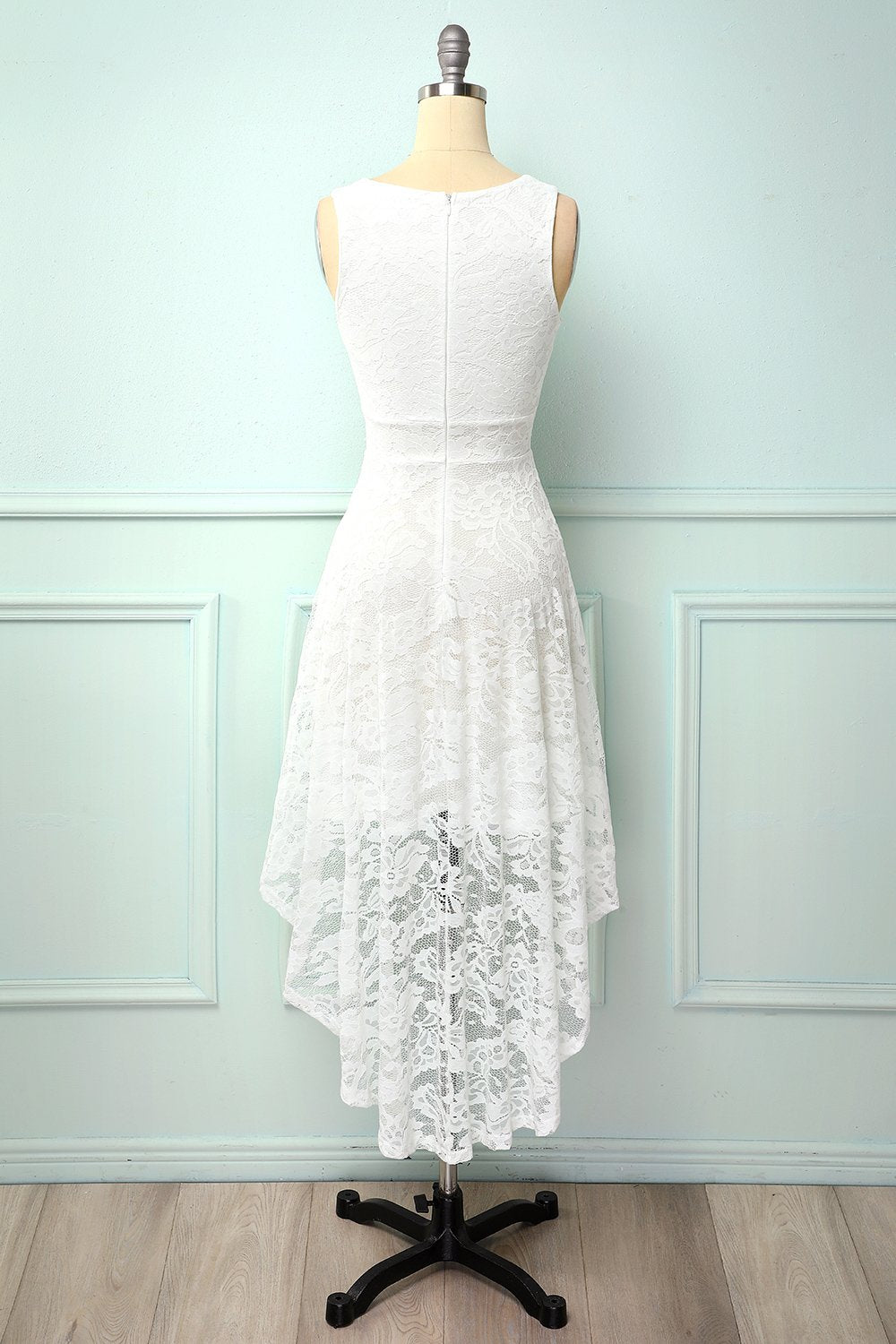 Vestido assimétrico de champanhe