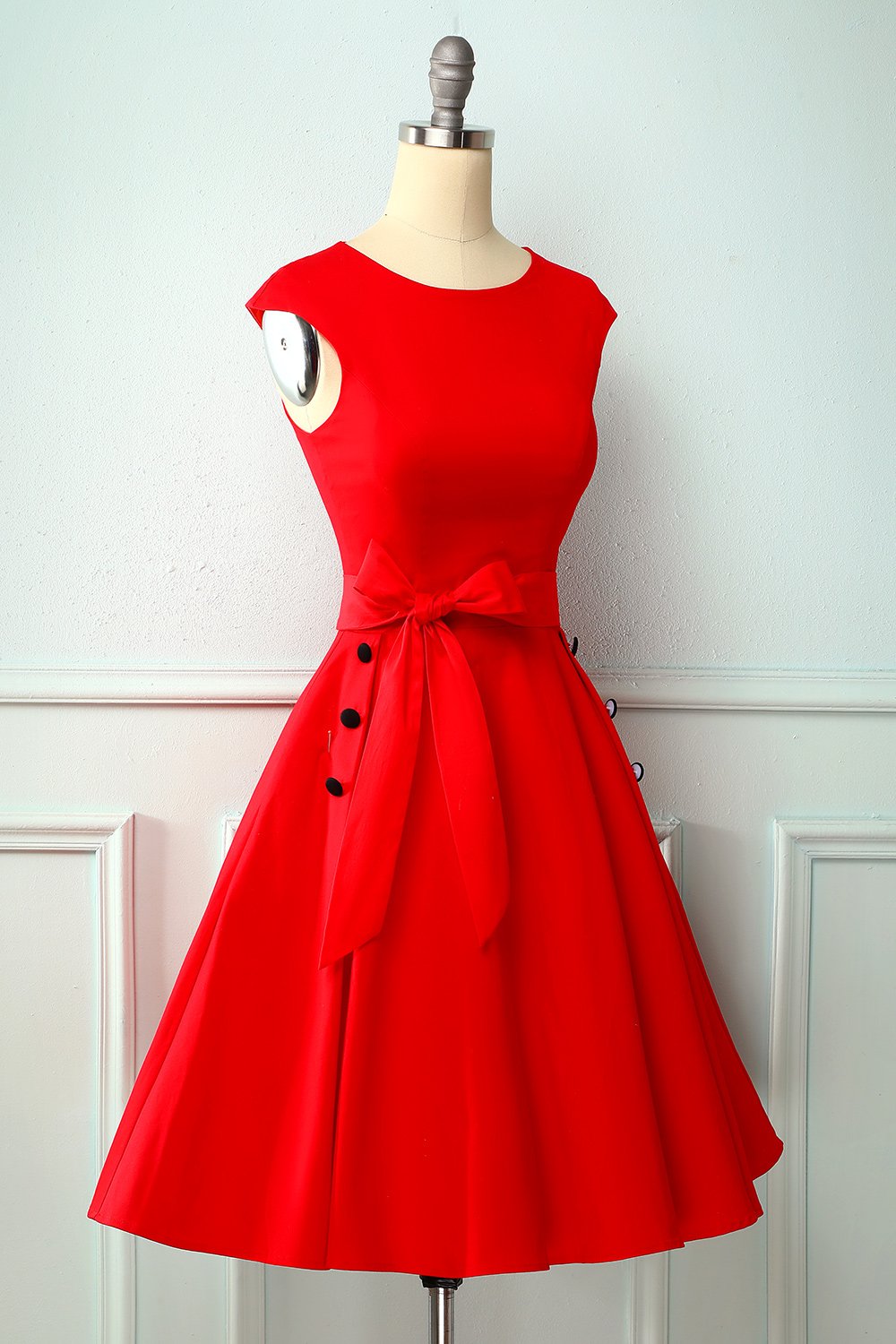 Vestido vermelho do balanço dos anos 50 do botão vermelho