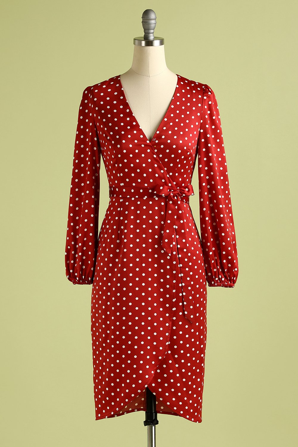 Vestido casual de bolinhas bordô