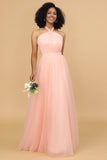 Um vestido de dama de honra blush de linha