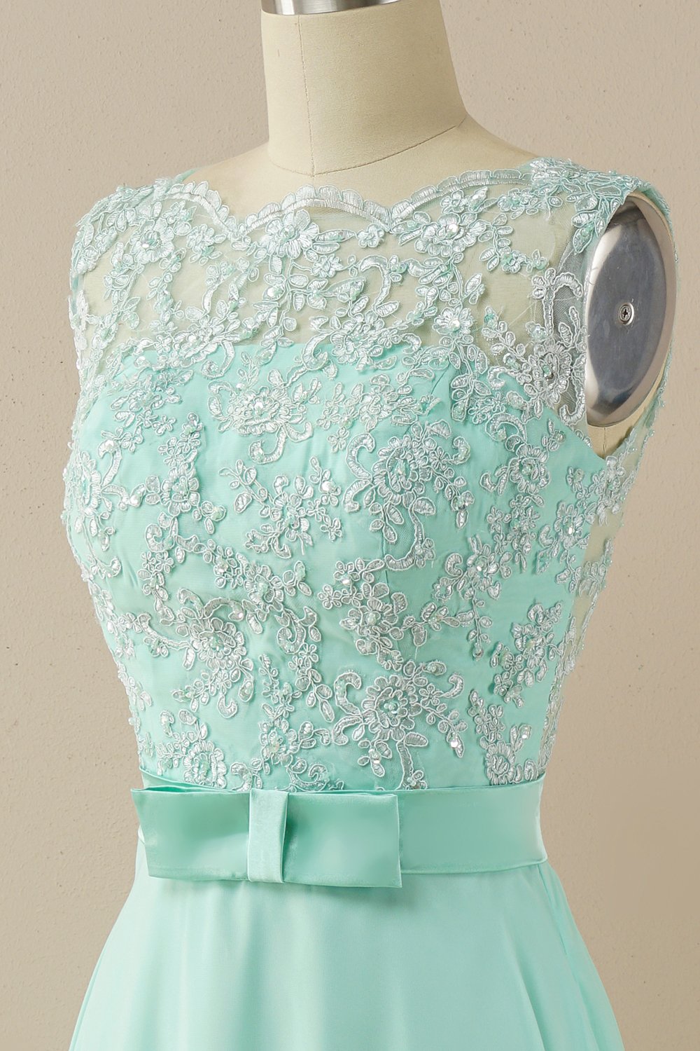 Vestido de baile longo applique