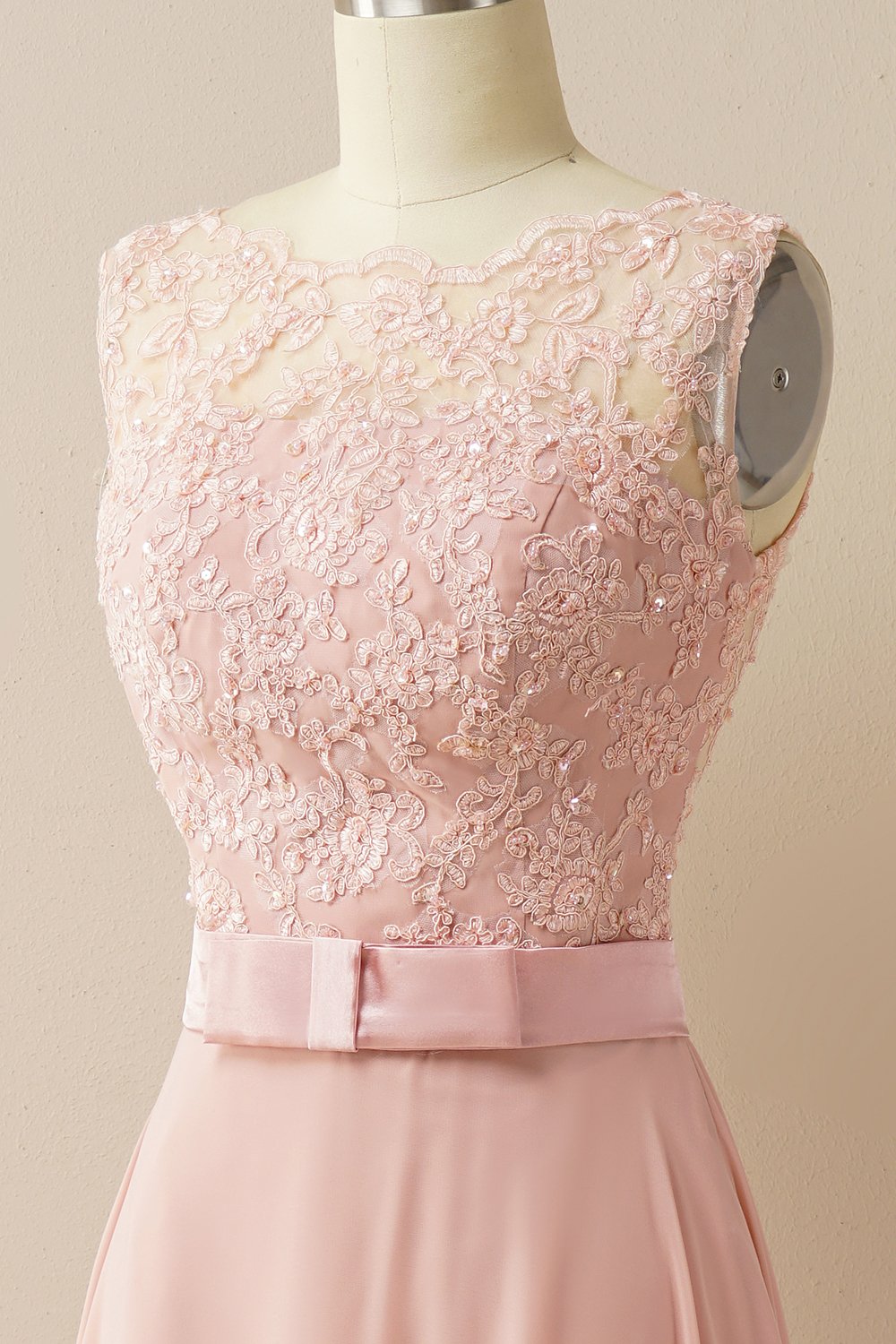 Vestido de baile longo applique