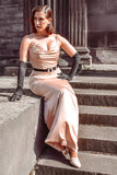 Vestido de cetim champanhe