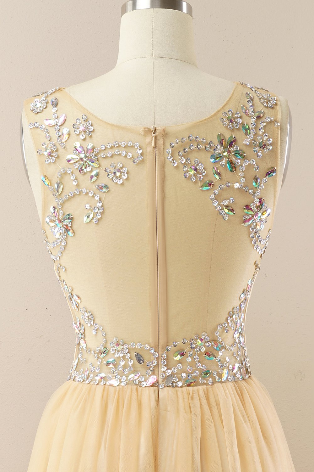 Vestido de baile de tulle de missanga