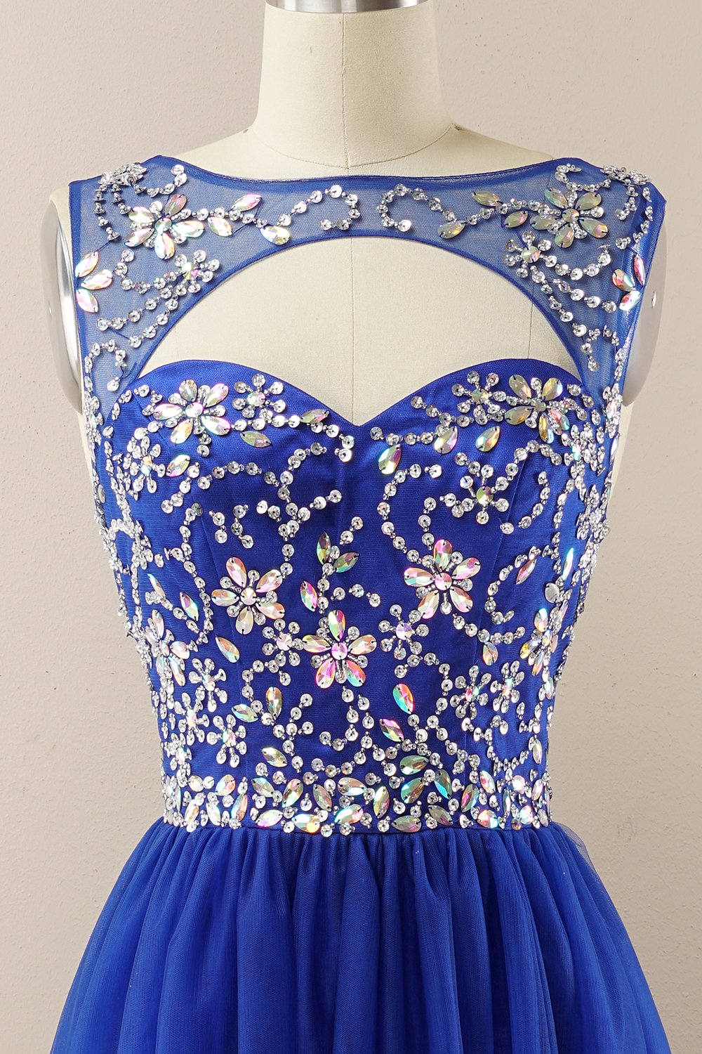Vestido de baile de tulle de missanga