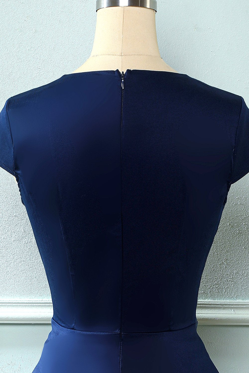 Vestido azul marinho Jewel 1950 com buraco de fechadura