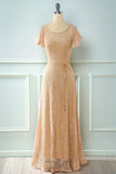 Vestido de renda comprida de champanhe