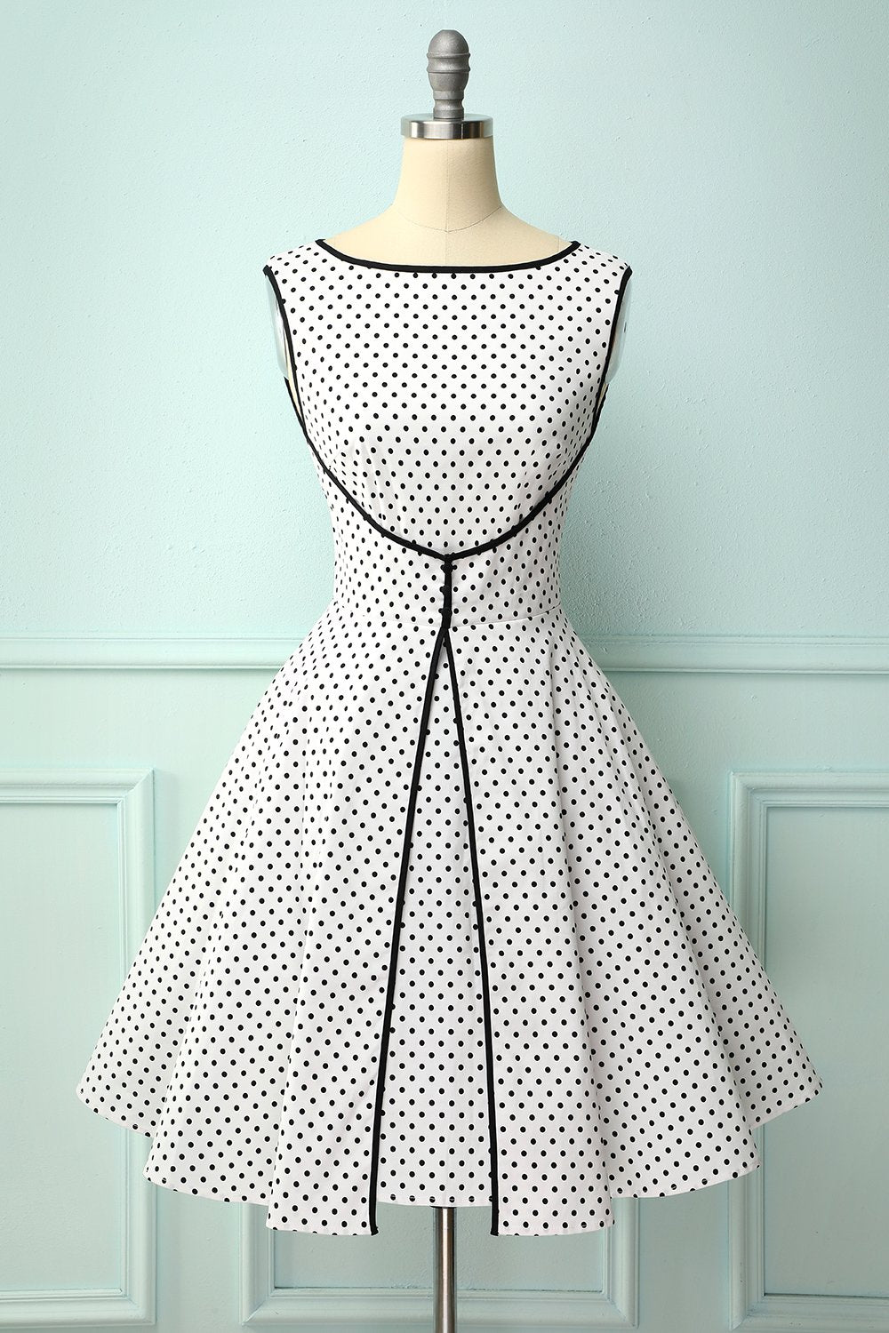 Vestido de duas peças falsificado