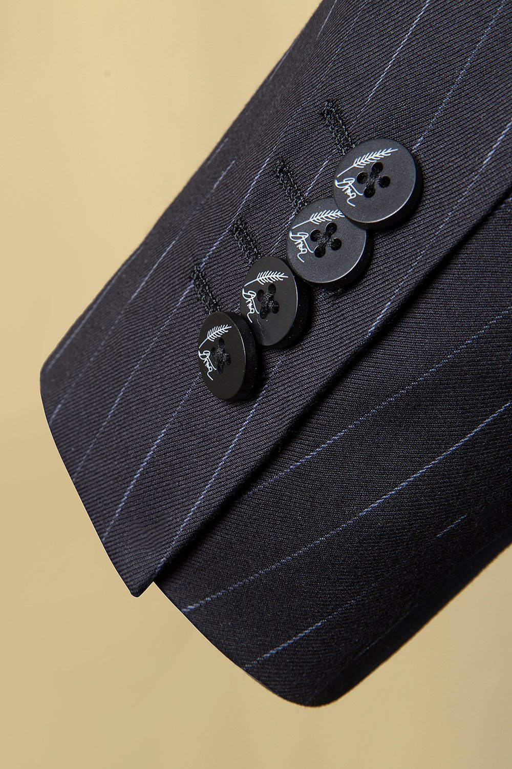 Preto Listras Dublo Peito Lapela de Pico 3 Peças Terno Masculino