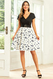 Preto Floral Gola em V 1950s Vestido com Cinto