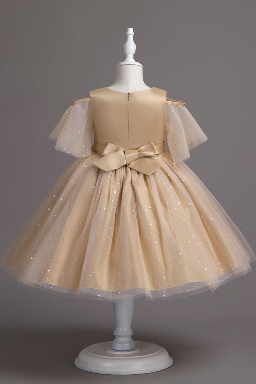A Line Fora do Ombro Borgonha Vestido de Menina Tule