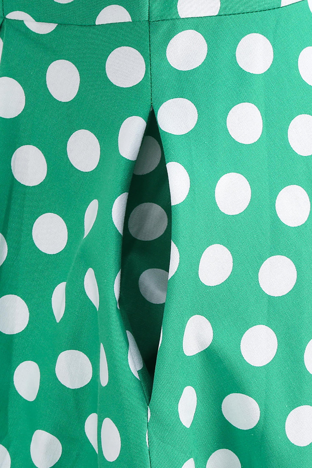 Vestido vintage verde ponto branco com mangas curtas