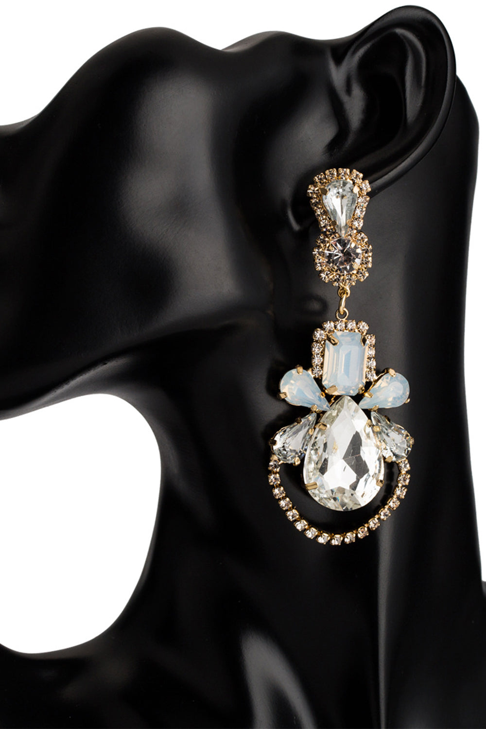 Brincos coloridos de missangas