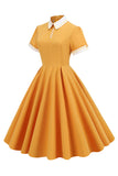 Vestido vintage azul claro dos anos 50 com mangas