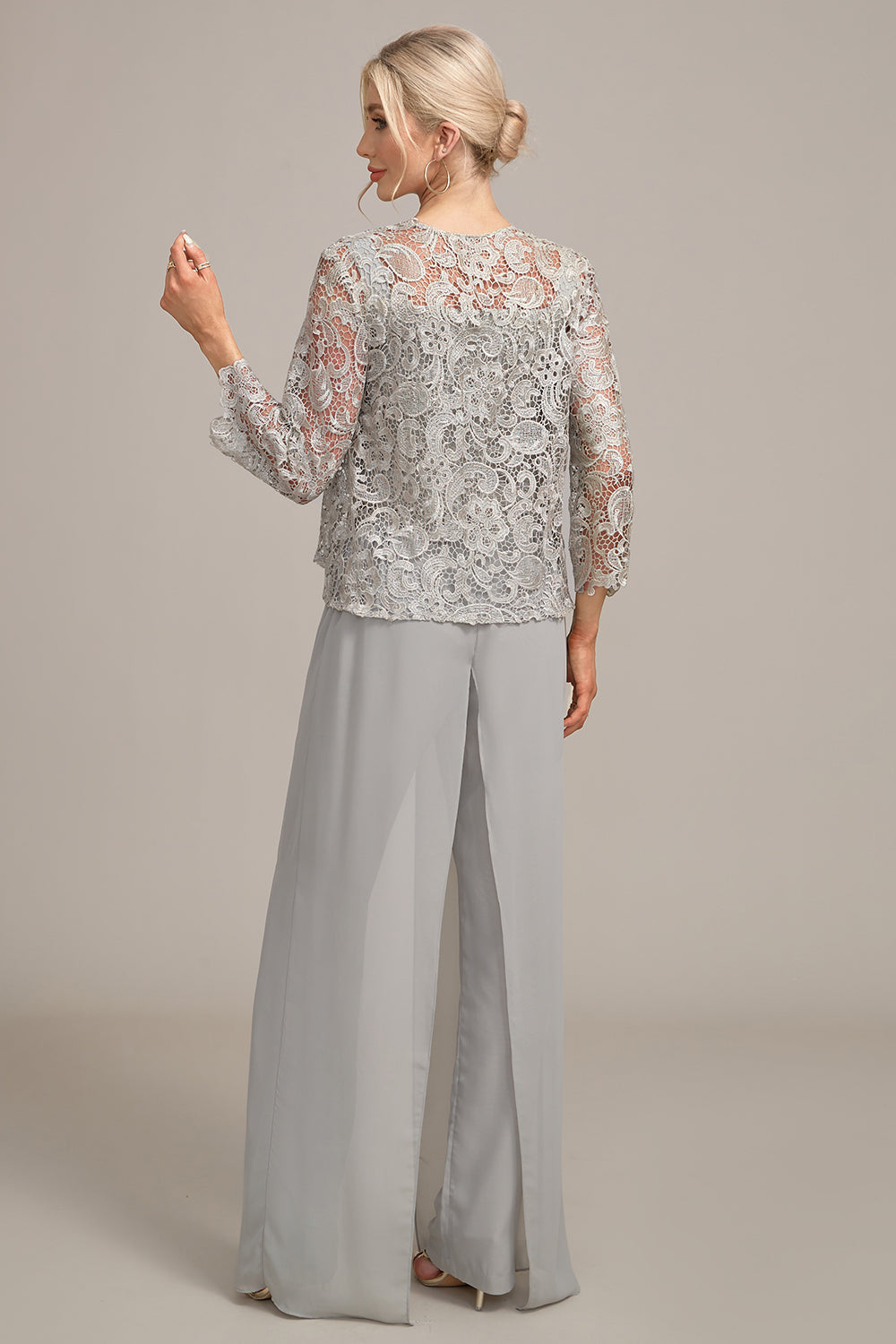 Calça Chiffon Prateada e Top de Renda Mãe da Noiva Wide Pant Suits