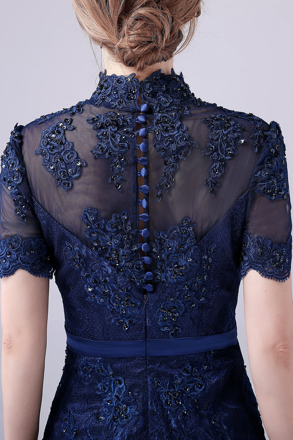 Sereia da Marinha frisada na altura do joelho da mãe do vestido da noiva com apliques