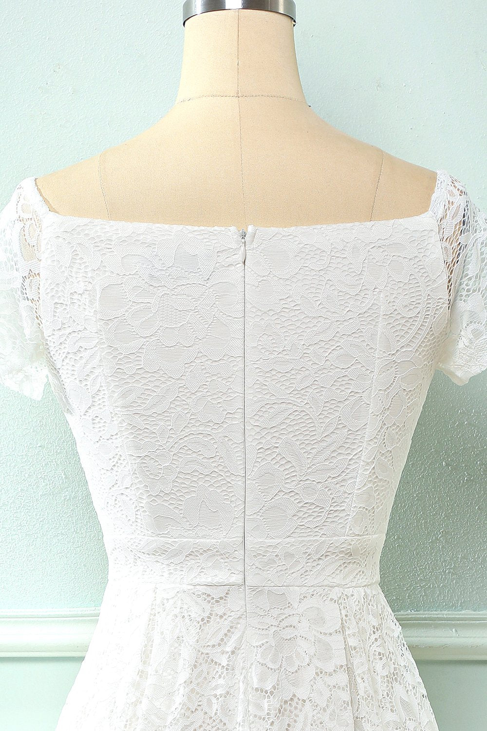 Branco fora do vestido de festa de renda de ombro
